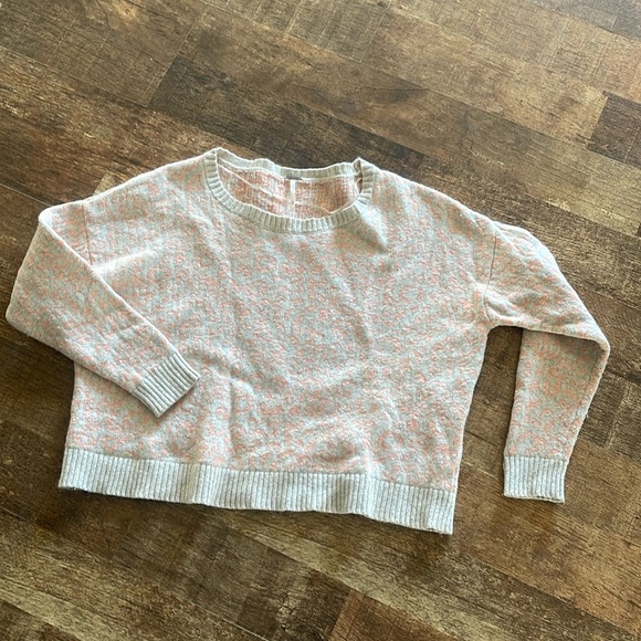 Free People Cream & Pink Cheetah Print Cropped Sweater - Picture 1 of 7